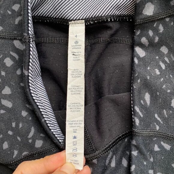 Lululemon Gather & Crow Crop II - Picture 14 of 15